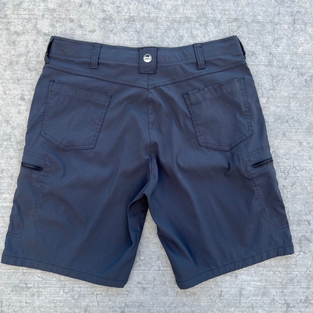 Wrangler ATG Mens Dark Gray Outdoor Utility Cargo Shorts Size 38 NW981CV - Picture 5 of 7